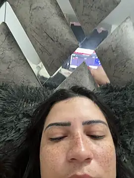 cutesarah  online show from 02/12/26, 06:51