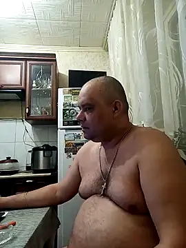 Snapshot of xanderr80_80 chatting on 02/27/25, 01:52 xanderr80 80 online show from 02/27/25, 01:52