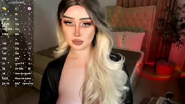 Miss mariahmonroe online show from 11/10/25, 11:04