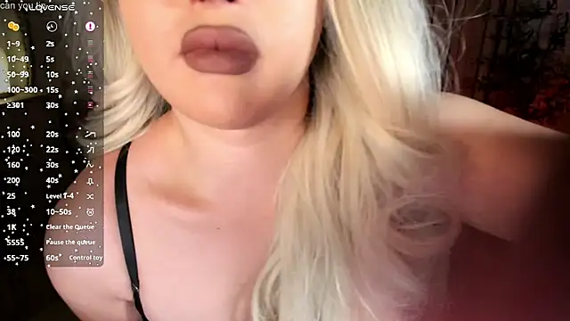 Miss mariahmonroe online show from 11/07/25, 05:39