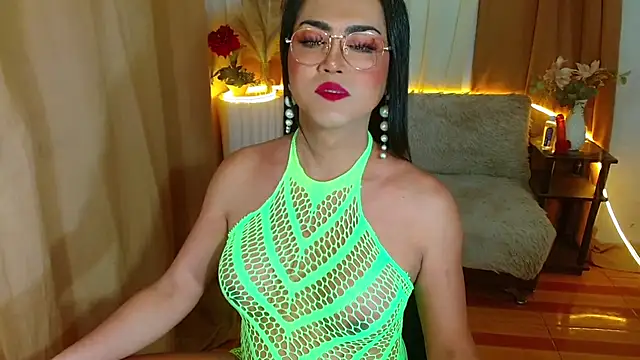 negrashemalexxx online show from 11/04/25, 10:57