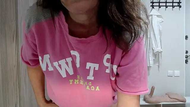 increible della online show from 10/21/25, 07:57