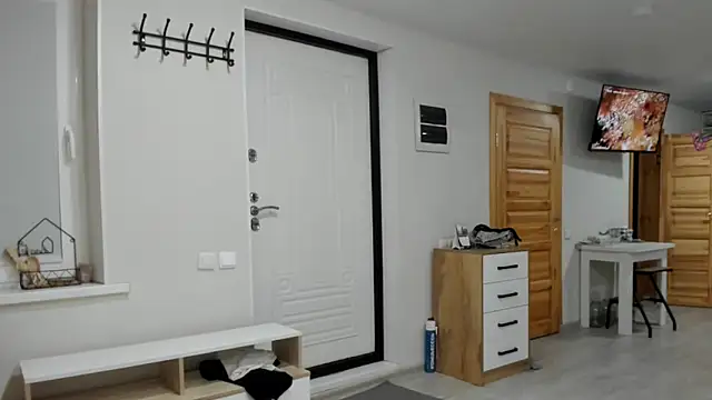 increible della online show from 10/24/25, 05:23