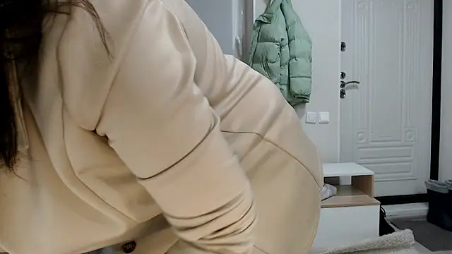 increible della online show from 02/06/26, 02:24