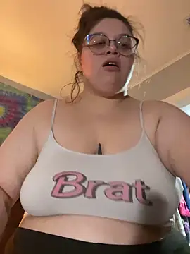ItsBunniBabe online show from 06/05/26, 03:00