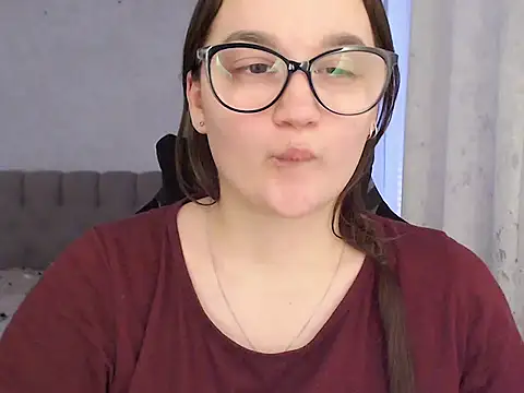 Amy Mur  online show from 02/03/26, 01:05