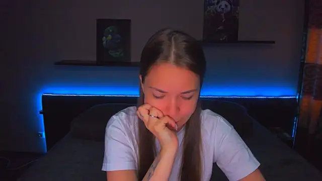 AlexaBarkley online show from 05/06/26, 12:36
