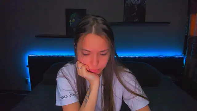 AlexaBarkley online show from 03/27/26, 01:03