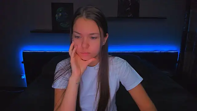 AlexaBarkley online show from 11/04/25, 12:14