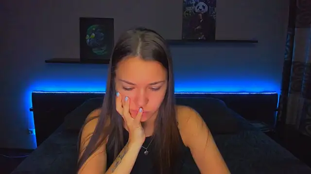 AlexaBarkley online show from 11/03/25, 12:49