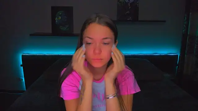 AlexaBarkley online show from 10/31/25, 12:07