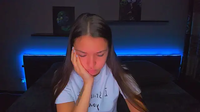 AlexaBarkley online show from 11/07/25, 12:15