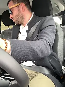 Snapshot of Simon-tem chatting on 03/20/25, 02:42 Simon-tem online show from 03/20/25, 02:42