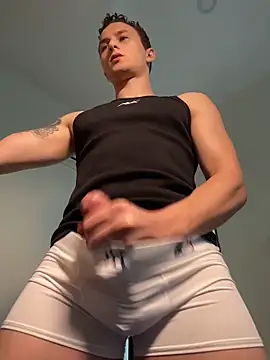 Snapshot of mark_streemm chatting on 11/10/25, 04:06 mark streemm online show from 11/10/25, 04:06