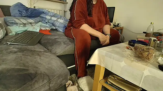 HotBiPaar online show from 12/16/24, 12:59