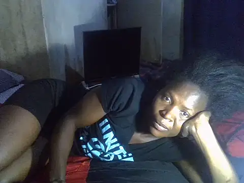 cute-shamza online show from 04/28/26, 02:27