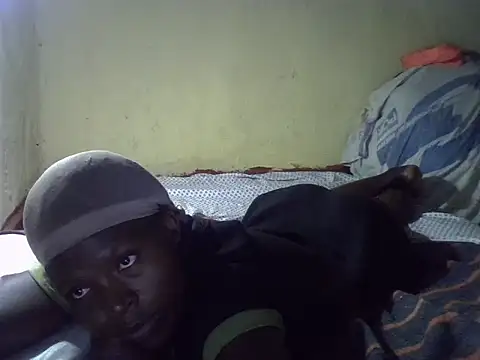 cute-shamza online show from 11/23/25, 04:22