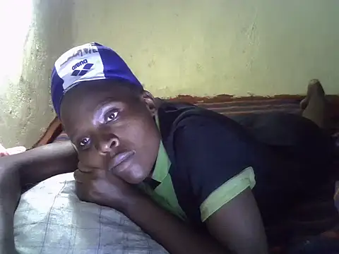 cute-shamza online show from 11/01/25, 05:18