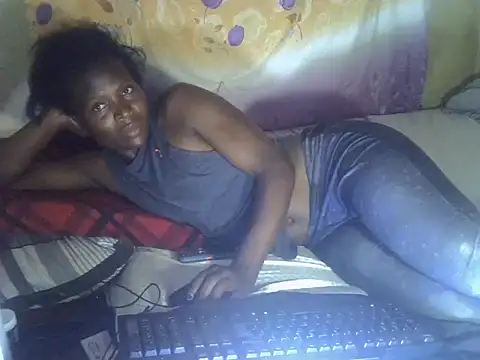 cute-shamza online show from 04/14/26, 05:45