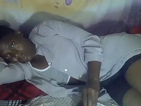 cute-shamza online show from 04/04/26, 04:57