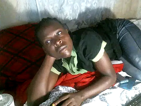 cute-shamza online show from 01/15/26, 05:00