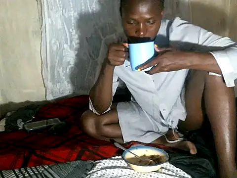 cute-shamza online show from 02/27/26, 04:45