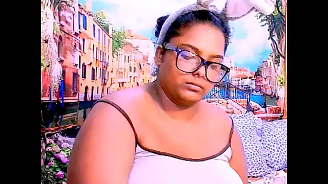 Indianfairy99 online show from 04/13/26, 05:50