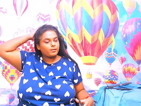 Snapshot of Indianfairy99 chatting on 01/17/25, 06:44 Indianfairy99 online show from 01/17/25, 06:44