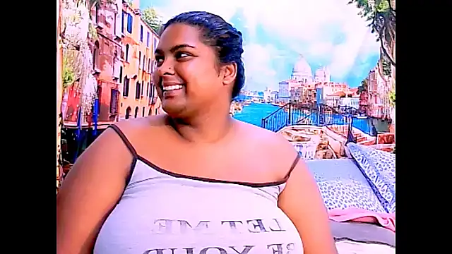 Snapshot of Indianfairy99 chatting on 05/10/26, 05:37 Indianfairy99 online show from 05/10/26, 05:37