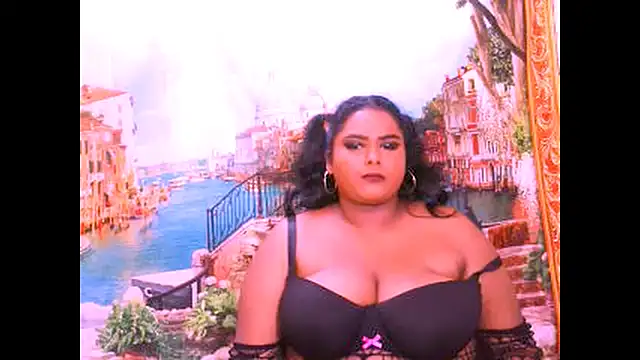 Snapshot of Indianfairy99 chatting on 12/05/25, 12:59 Indianfairy99 online show from 12/05/25, 12:59