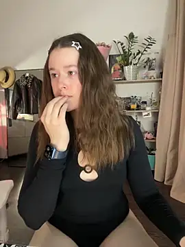 sweetest pie online show from 11/27/25, 06:41