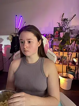 sweetest pie online show from 03/15/26, 04:14