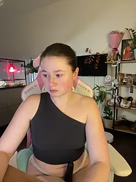 sweetest pie online show from 11/21/25, 03:55