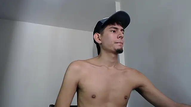 imdavo23 online show from 10/01/25, 05:06