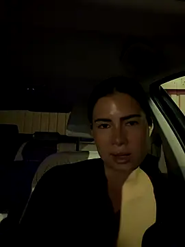 clairewntr online show from 10/13/25, 09:27