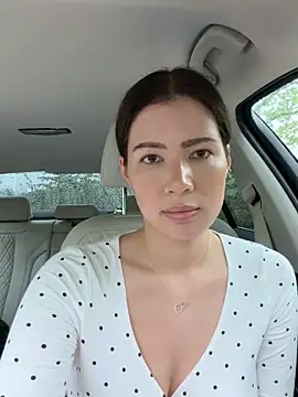 clairewntr online show from 05/13/26, 03:30