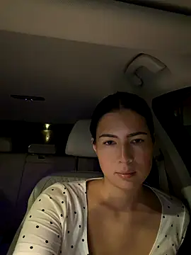 clairewntr online show from 10/18/25, 07:16