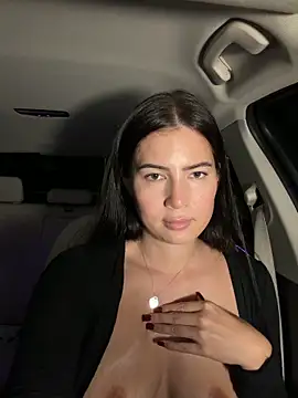 clairewntr online show from 10/30/25, 07:33