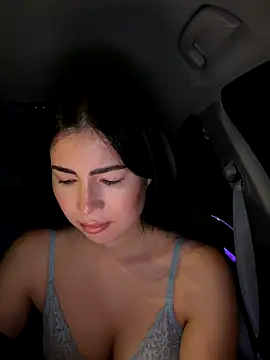 clairewntr online show from 12/18/25, 08:34