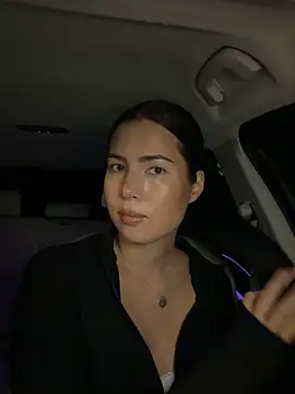 clairewntr online show from 10/21/25, 07:24