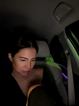 clairewntr online show from 11/21/25, 08:08