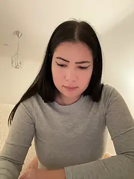 clairewntr online show from 01/19/25, 10:39