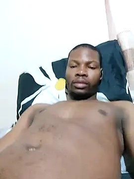 Snapshot of Malibongwe17 chatting on 09/11/25, 04:23 Malibongwe17 online show from 09/11/25, 04:23