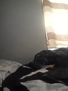 Snapshot of Malibongwe17 chatting on 11/29/25, 05:40 Malibongwe17 online show from 11/29/25, 05:40