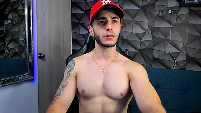Latino stud4u online show from 12/16/25, 02:16
