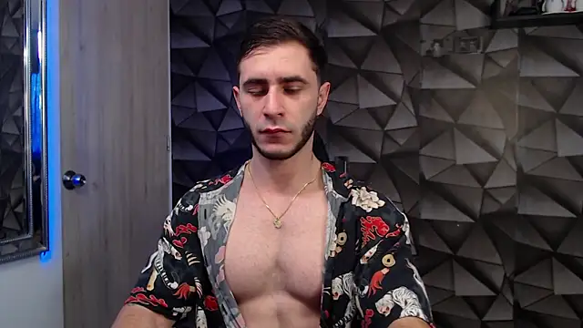 Latino stud4u online show from 11/12/25, 01:15