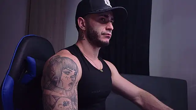 Snapshot of Latino_stud4u chatting on 07/09/26, 11:26 Latino stud4u online show from 07/09/26, 11:26
