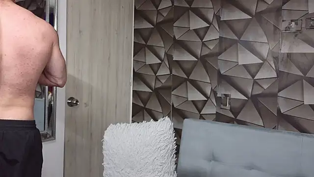 Latino stud4u online show from 04/07/26, 01:18