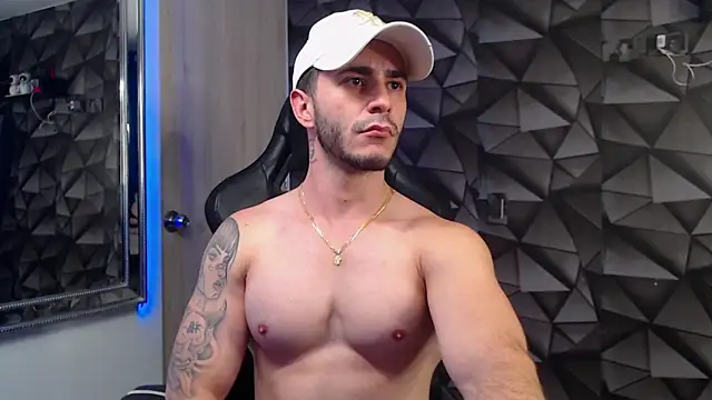 Latino stud4u online show from 11/05/25, 10:46