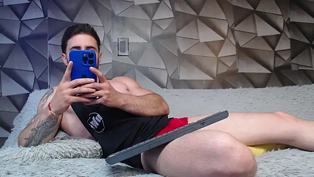 Snapshot of Latino_stud4u chatting on 01/26/25, 12:37 Latino stud4u online show from 01/26/25, 12:37